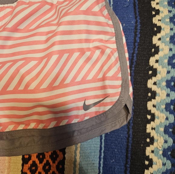 Women's Nike Reversable Athletic Shorts - Picture 5 of 7